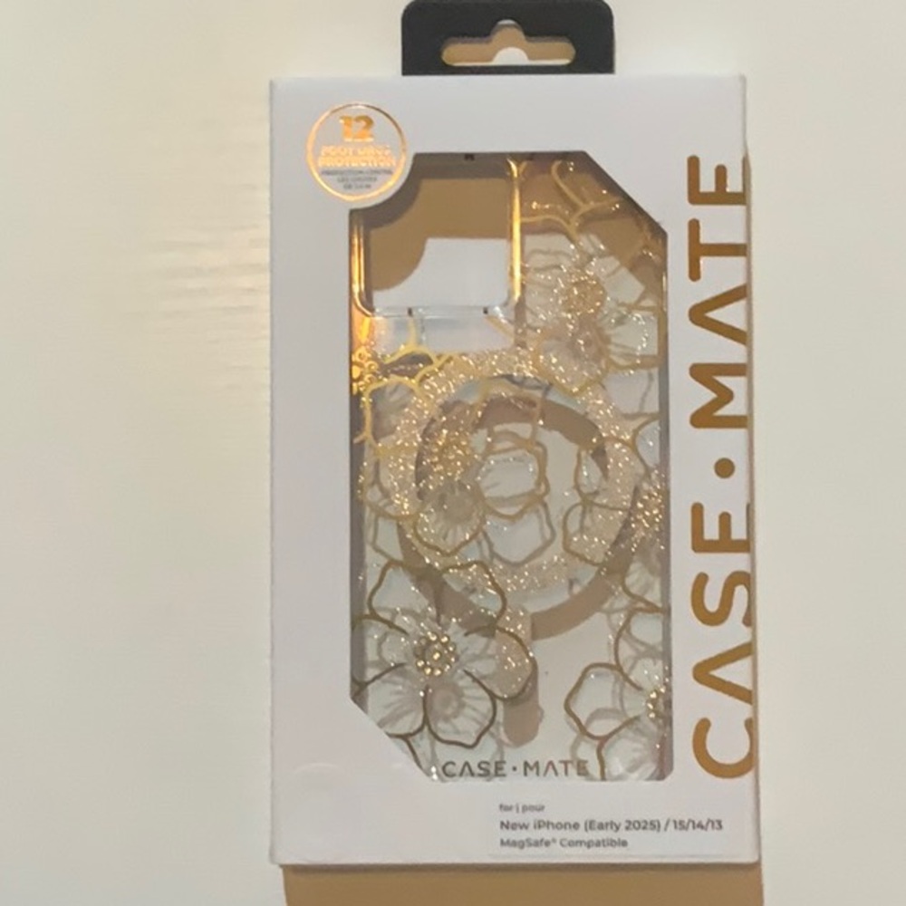 Case-Mate Gold Floral MagSafe iPhone Case